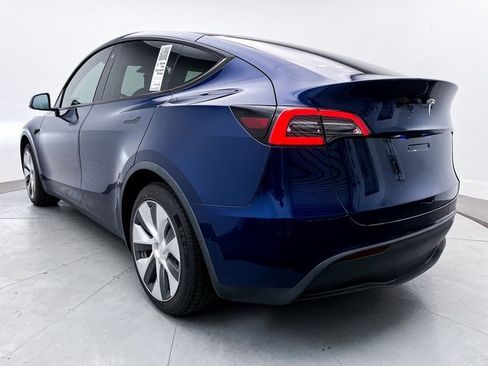 Used 2021 Tesla Model Y 2WD image 13