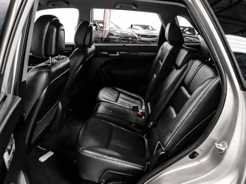 Used 2015 Kia Sorento EX FWD image 45