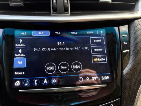 Used 2018 Cadillac XTS Luxury image 35