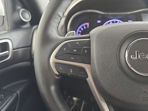 Used 2017 Jeep Grand Cherokee Altitude AWD/4WD image 20
