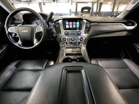 Used 2019 Chevrolet Tahoe LT w/ Luxury Package AWD/4WD image 22