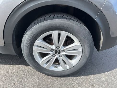 Used 2018 Kia Sportage LX w/ LX Popular Package image 6