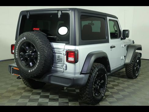 Used 2022 Jeep Wrangler Willys image 8
