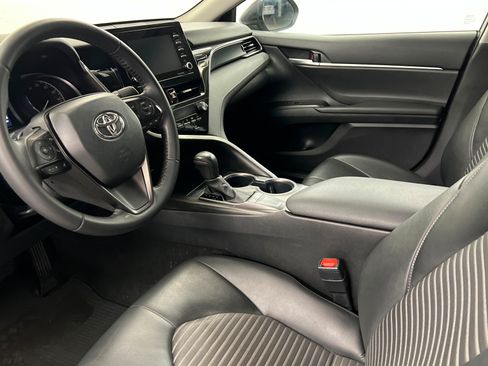 Used 2024 Toyota Camry SE FWD image 16