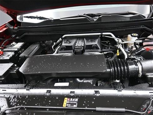 Certified 2025 GMC Canyon AT4 image 30