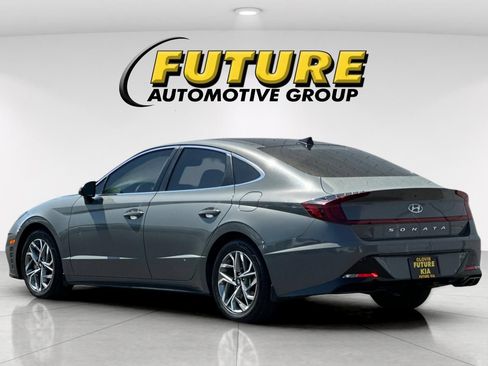 Used 2022 Hyundai Sonata SEL w/ Convenience Package FWD image 6