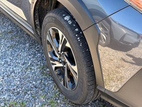 Used 2024 Subaru Crosstrek 2.0i Premium image 9