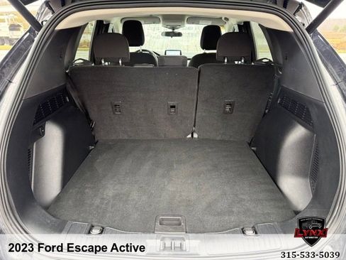 Used 2023 Ford Escape Active AWD/4WD image 31