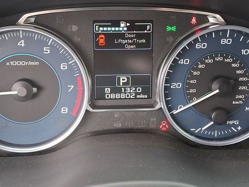 Used 2017 Subaru Crosstrek 2.0i Limited image 21