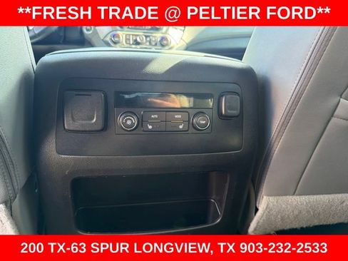 Used 2017 Chevrolet Tahoe LT w/ LT Signature Package RWD image 16