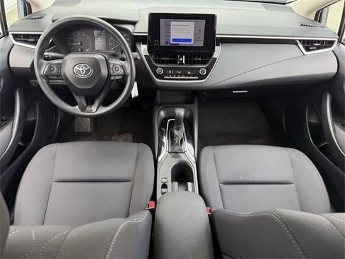 Used 2024 Toyota Corolla LE image 11