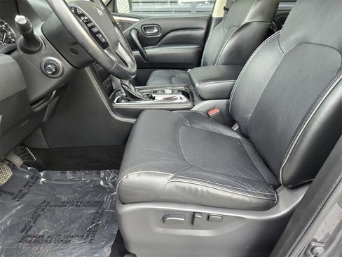 Used 2024 INFINITI QX80 Luxe image 25