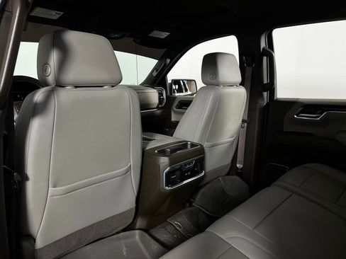 Used 2022 GMC Sierra 1500 SLT w/ SLT Premium Plus Package image 27