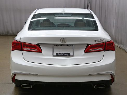Used 2018 Acura TLX V6 w/ Technology Package image 19