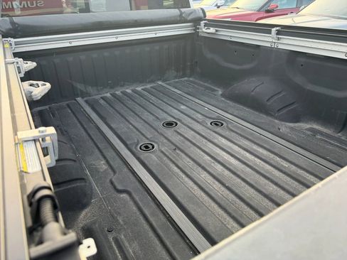 Used 2018 Nissan Titan PRO-4X w/ Pro-4x Utility Package AWD/4WD image 7