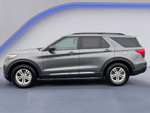 Used 2023 Ford Explorer XLT w/ Equipment Group 202A image 11