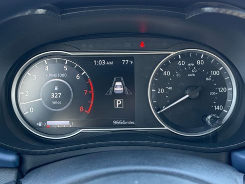 Used 2025 Nissan Versa SV image 40