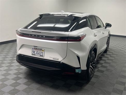 Used 2023 Lexus RZ 450e Premium image 5