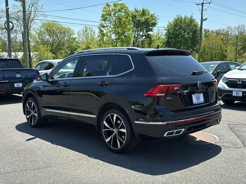 Used 2023 Volkswagen Tiguan SEL R-Line AWD/4WD image 6