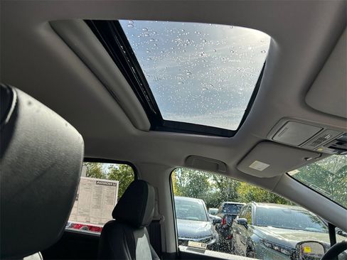 New 2026 Honda Odyssey EX-L image 18