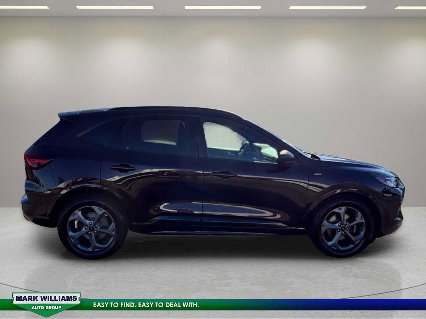 Used 2023 Ford Escape ST-Line w/ Tech Pack #1 FWD image 10