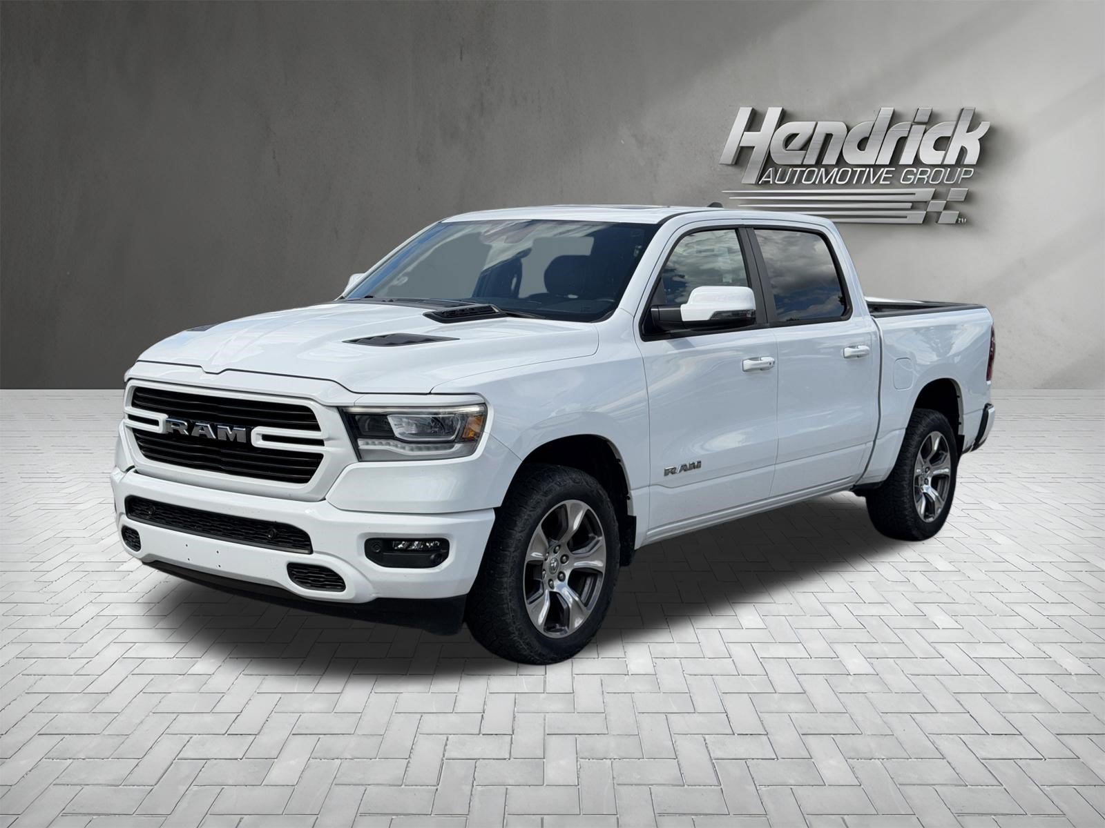 Used 2024 RAM 1500 Laramie AWD/4WD image 5