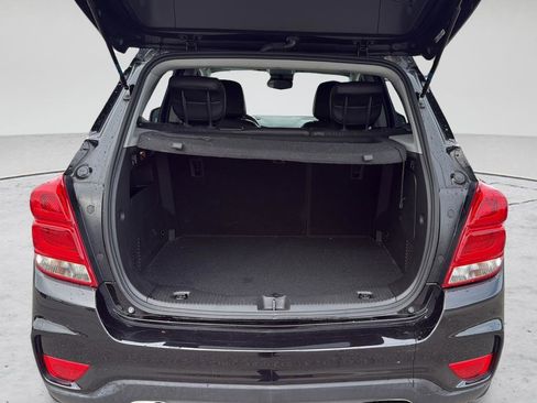 Used 2021 Chevrolet Trax LT FWD image 26