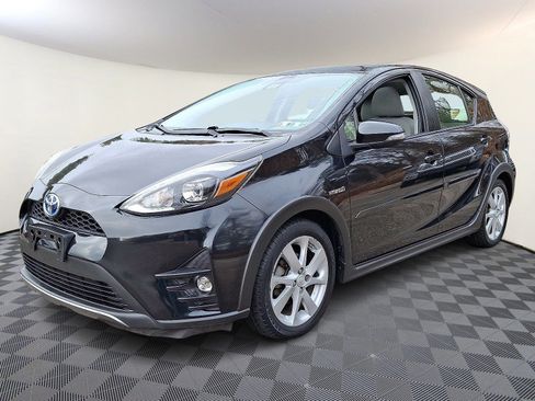 Used 2018 Toyota Prius C Four image 3