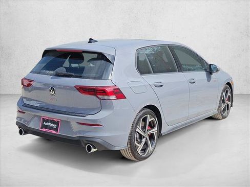 New 2025 Volkswagen Golf SE image 2