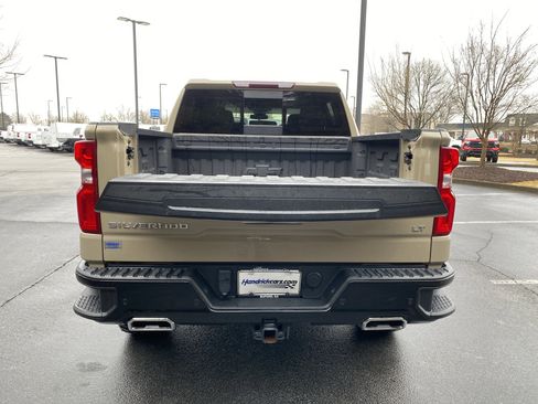 Used 2022 Chevrolet Silverado 1500 LT Trail Boss w/ LT Trail Boss Premium Package image 11