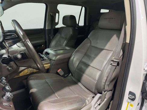 Used 2016 GMC Yukon Denali w/ Open Road Package AWD/4WD image 28