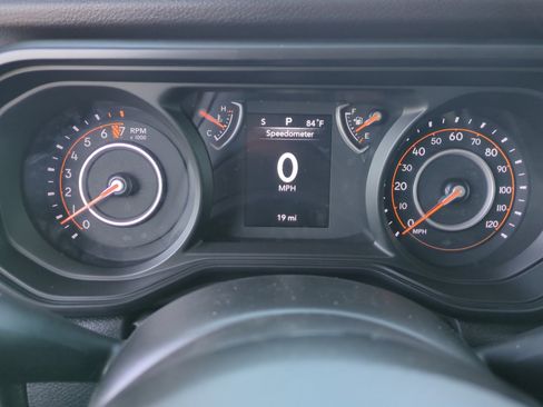 New 2026 Jeep Gladiator Sport image 10