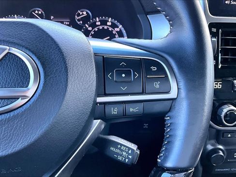 Used 2023 Lexus GX 460 Luxury image 22