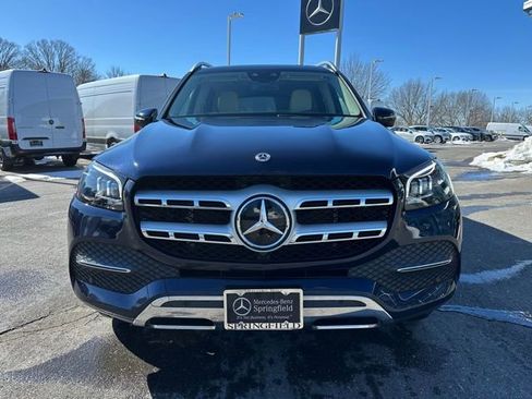 Used 2022 Mercedes-Benz GLS 450 4MATIC image 2