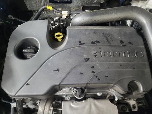 Used 2023 Chevrolet Equinox LT image 30