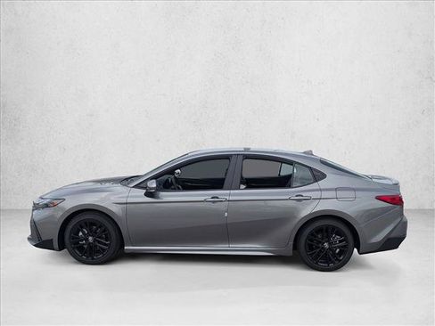 New 2026 Toyota Camry SE FWD image 5