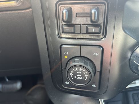 Used 2023 Ford F150 Raptor w/ Raptor Carbon Fiber Package image 30