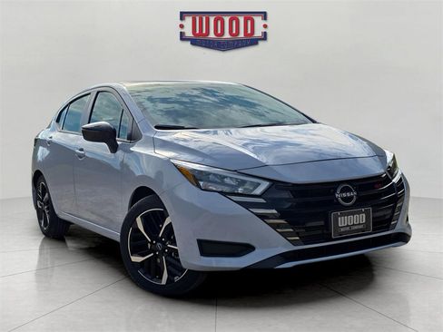 New 2025 Nissan Versa SR w/ Trunk Package image 1