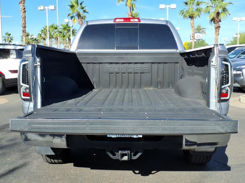 Used 2017 Toyota Tundra SR5 image 11