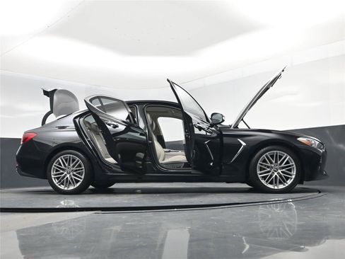 Used 2021 Genesis G70 2.0T w/ Elite Package image 30