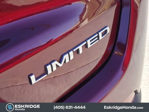 Used 2022 Jeep Compass Limited image 13