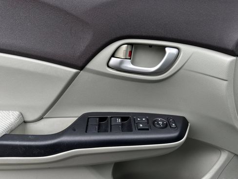 Used 2012 Honda Civic LX image 11