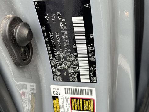 Used 2025 Toyota Sienna XSE w/ XSE Premium Package FWD image 26