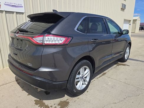 Used 2017 Ford Edge SEL AWD/4WD image 4
