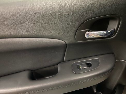 Used 2014 Chrysler 200 Touring image 23