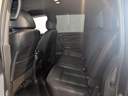 Used 2021 Nissan Titan PRO-4X w/ Pro-4x Convenience Package image 22