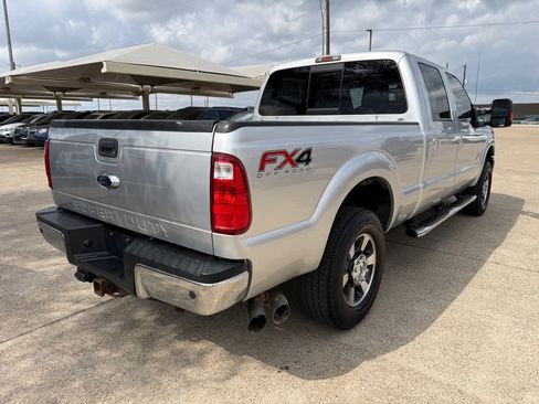 Used 2015 Ford F250 Lariat w/ Lariat Interior Package AWD/4WD image 7