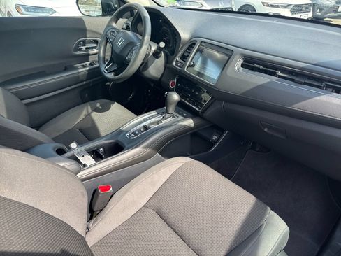 Used 2022 Honda HR-V EX image 17