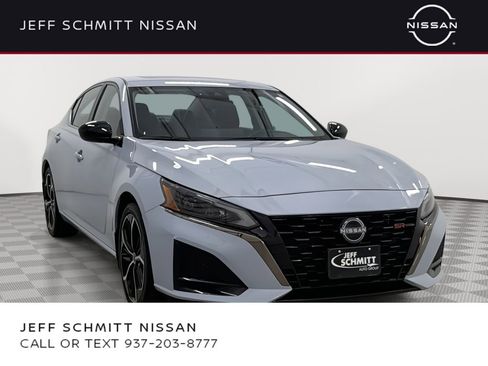 Certified 2024 Nissan Altima 2.5 SR w/ SR Premium Package image 1