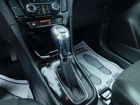 Used 2017 Buick Encore Preferred image 29